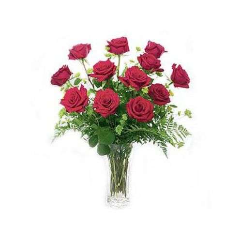 Dozen Red Roses In Vase - Puerto Rico Delivery Only